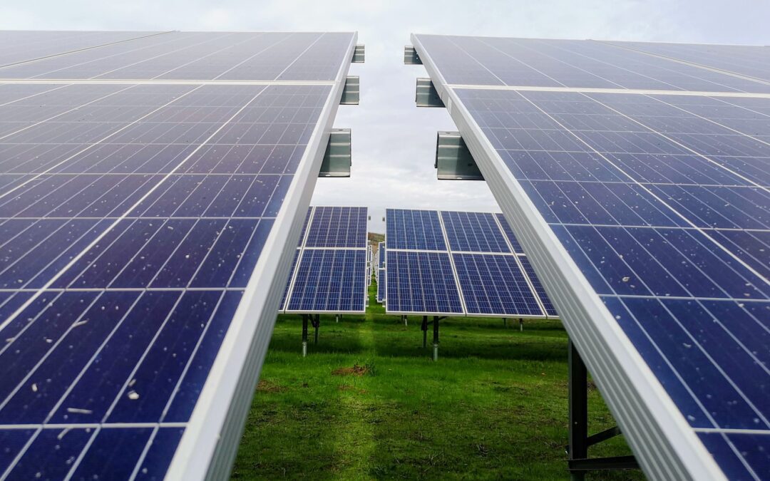 Solar Panel Efficiency: Factors, Tips, and Maintenance